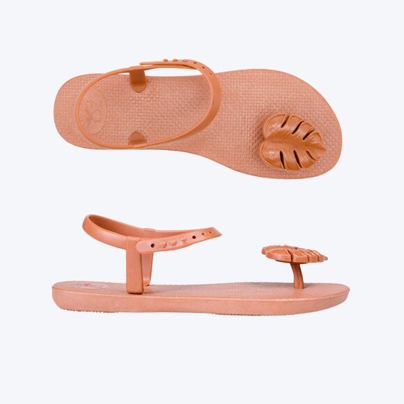 ZHOELALA — Sandals Comfort "TROPICAL LEAVES" • MOCA MOUSSE - Picture 1 of 9